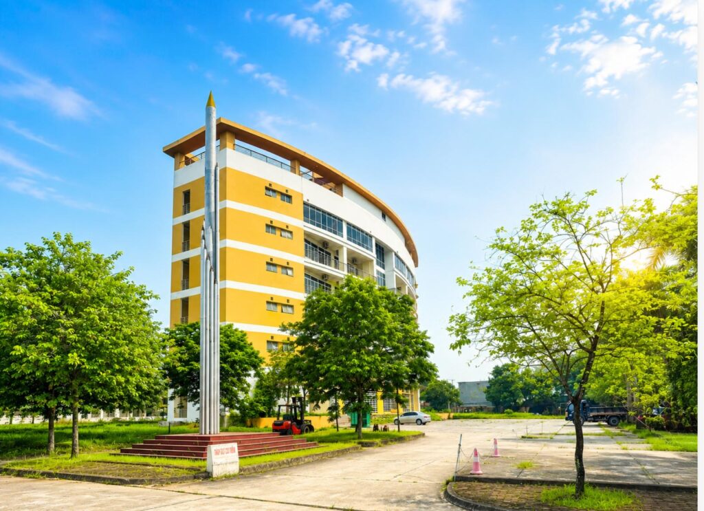 Tháp Bút Cơ Điện