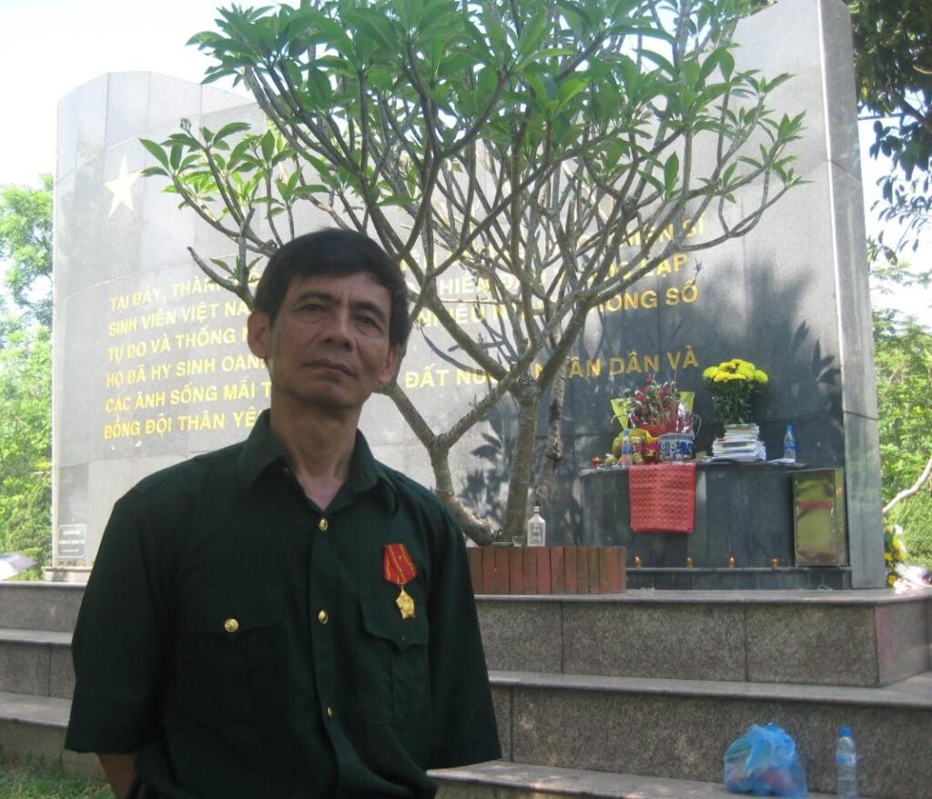 Nguyễn Trọng Luân, Đồng đội